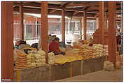 Bhutan, Thimphu - Centenary Farmers Market (c) ulf laube